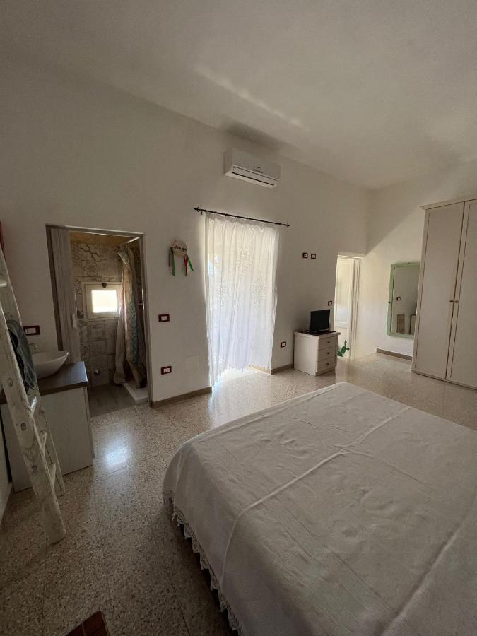 Casa Corte Della Liberta Uggiano La Chiesa Bagian luar foto