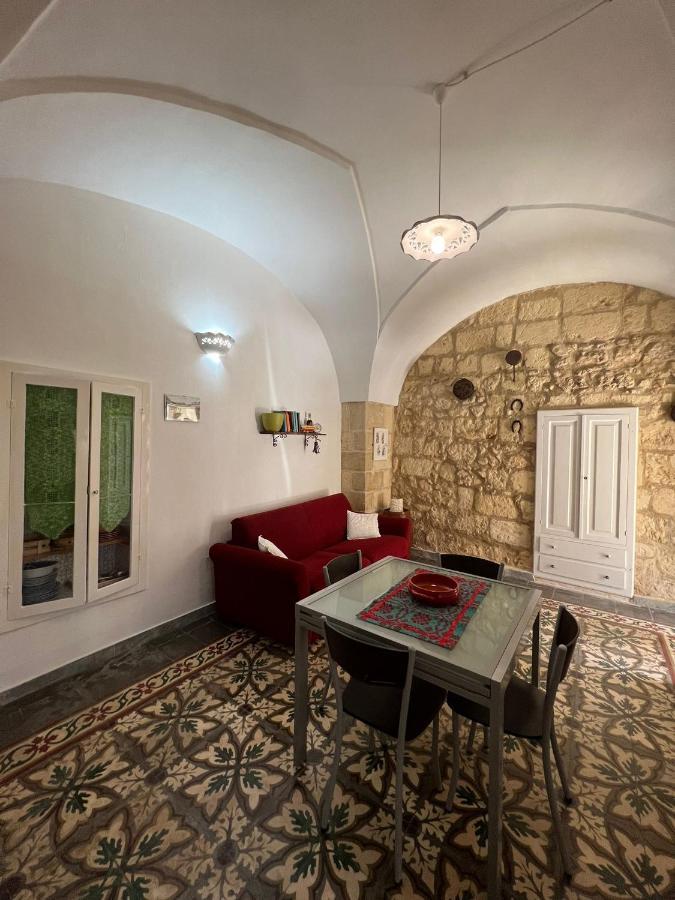 Casa Corte Della Liberta Uggiano La Chiesa Bagian luar foto